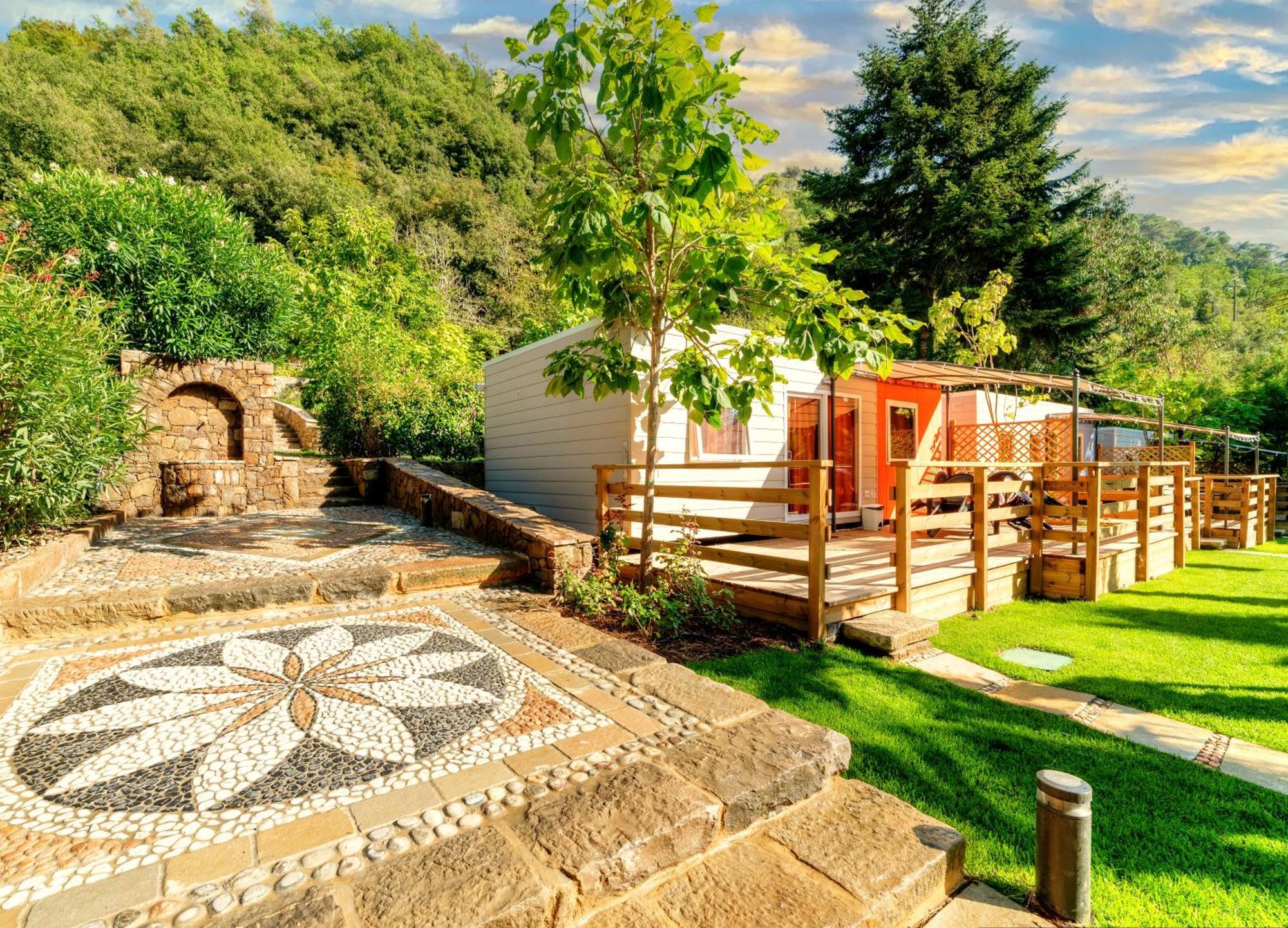 Delle Rose Camping&Glamping Village Isolabona Esterno foto